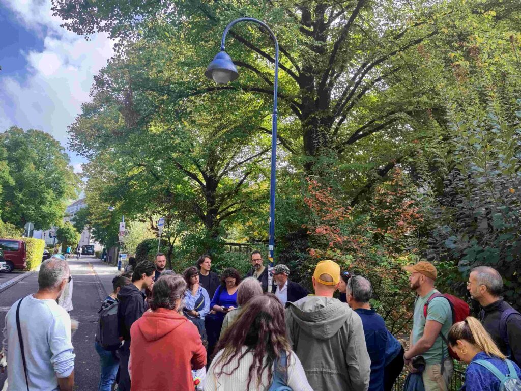 Freiburg - Quartier Vauban - Visite avec une personne membre du Forum Vauban, groupement de citoyens et concepteurs qui a travaillé à la conception du quartier Vauban dans les années 1990.